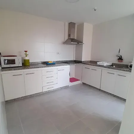 Las 4 Estaciones Apartment Elda